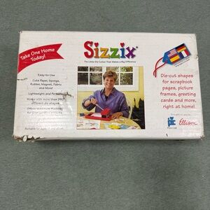 Sizzix Original Red Personal Die-Cutter Press Machine Provo Craft NEW 38-0605